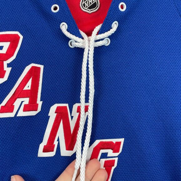 Reebok NHL Rangers Jersey Women Small Blue Lace-Up Richards #19 Licensed Casual - Picture 6 of 12